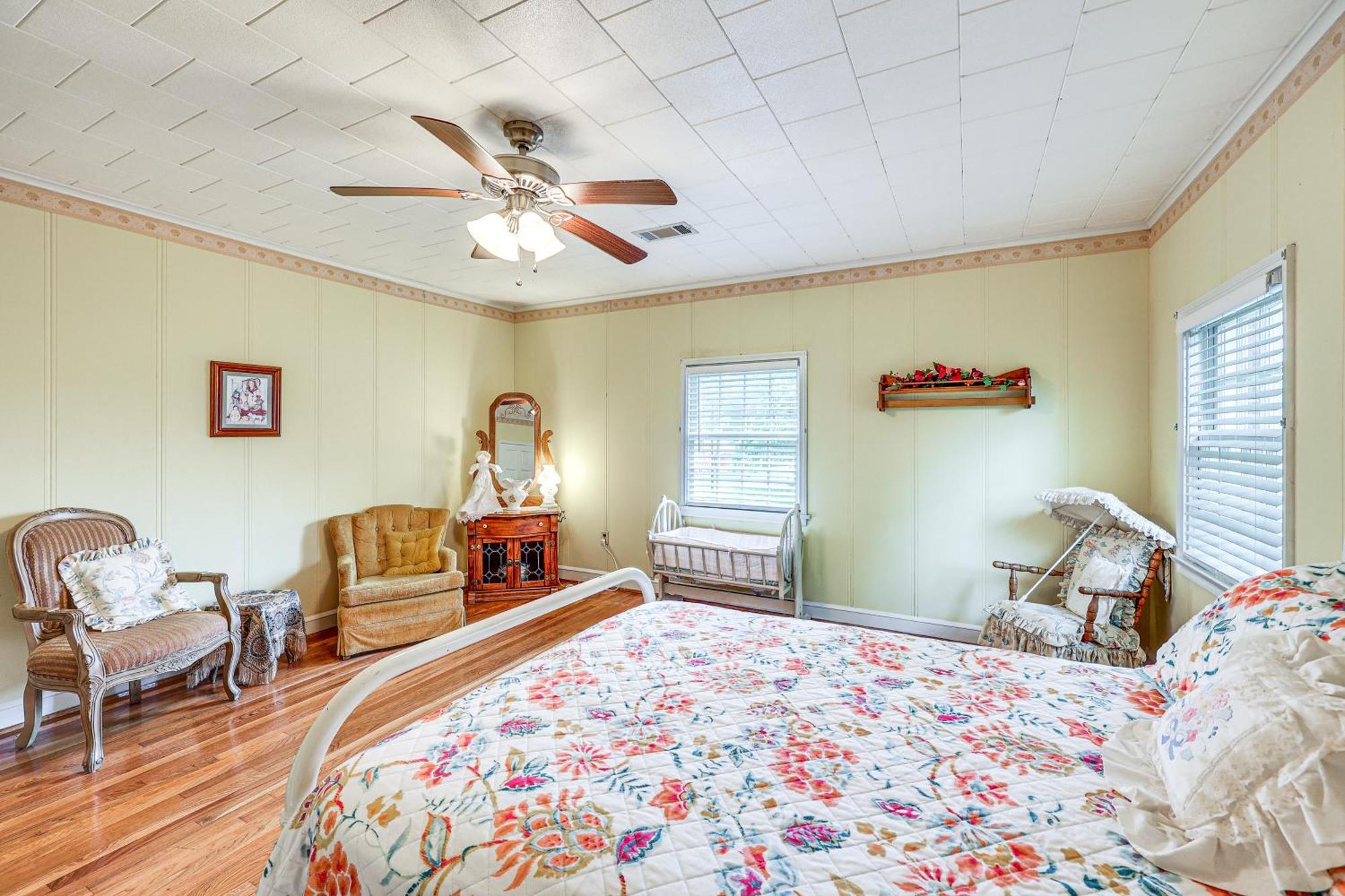 Delightful Retreat With Fireplace And Large Yard! المظهر الخارجي الصورة