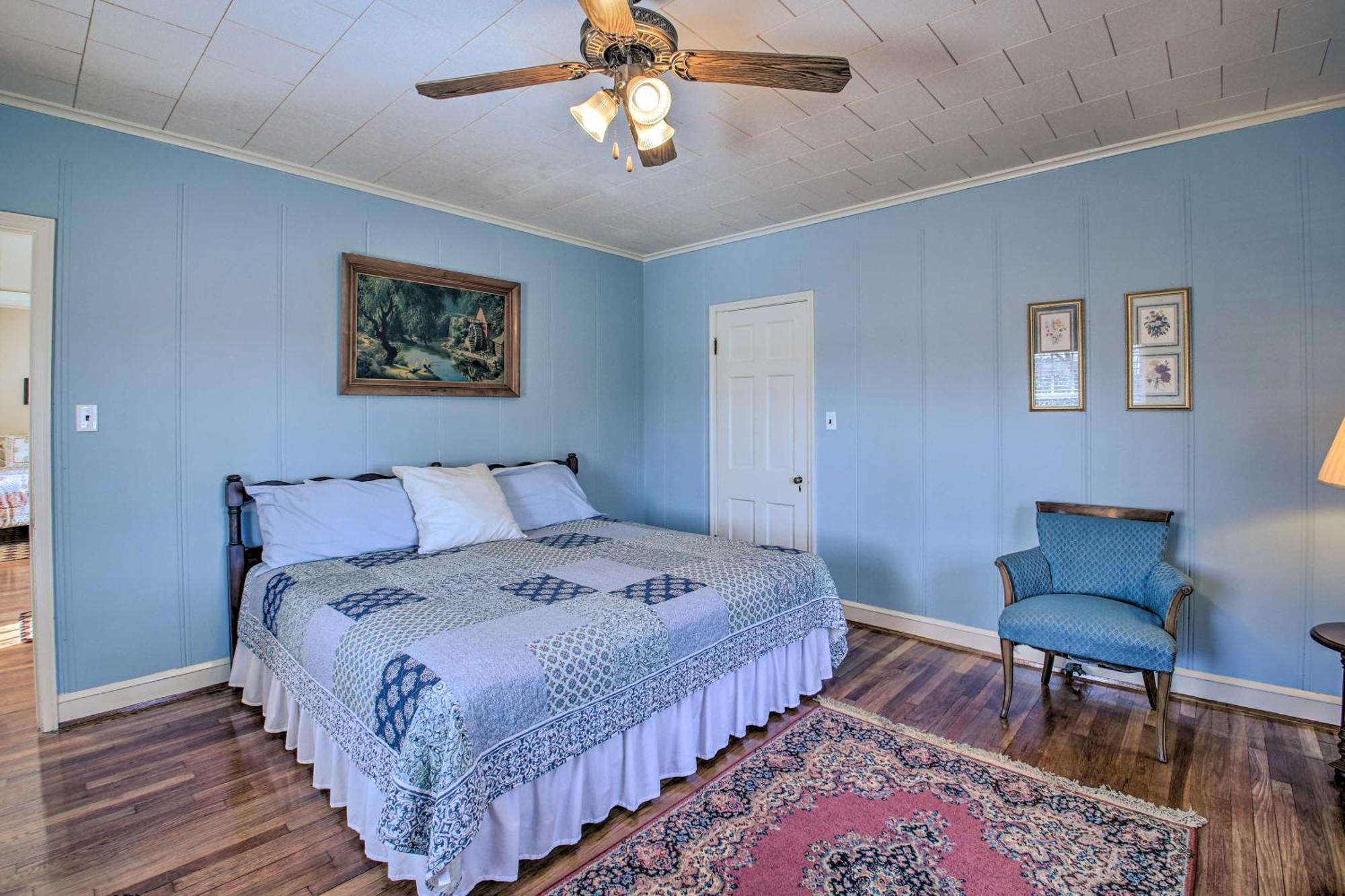 Delightful Retreat With Fireplace And Large Yard! المظهر الخارجي الصورة
