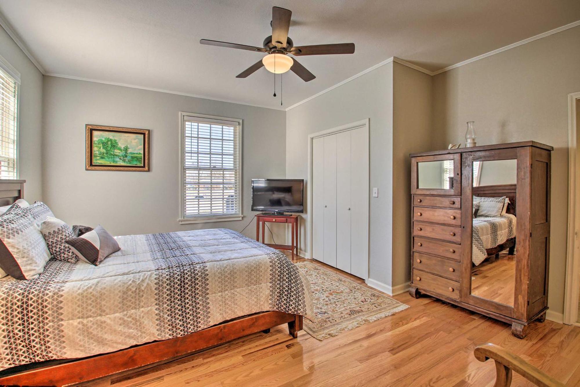 Delightful Retreat With Fireplace And Large Yard! المظهر الخارجي الصورة